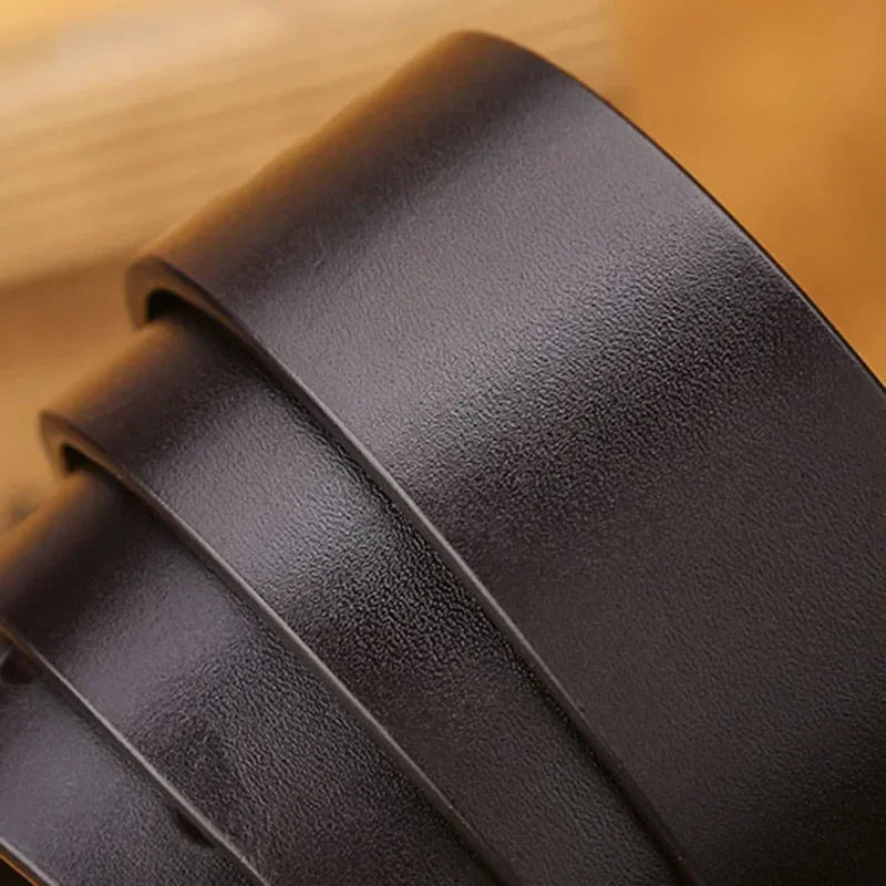 2024 Famous Luxury Brand Designer Jeans Belts for Men Real Genuine Leather Men's Fashion Metal Alloy Pin Buckle Business Belt