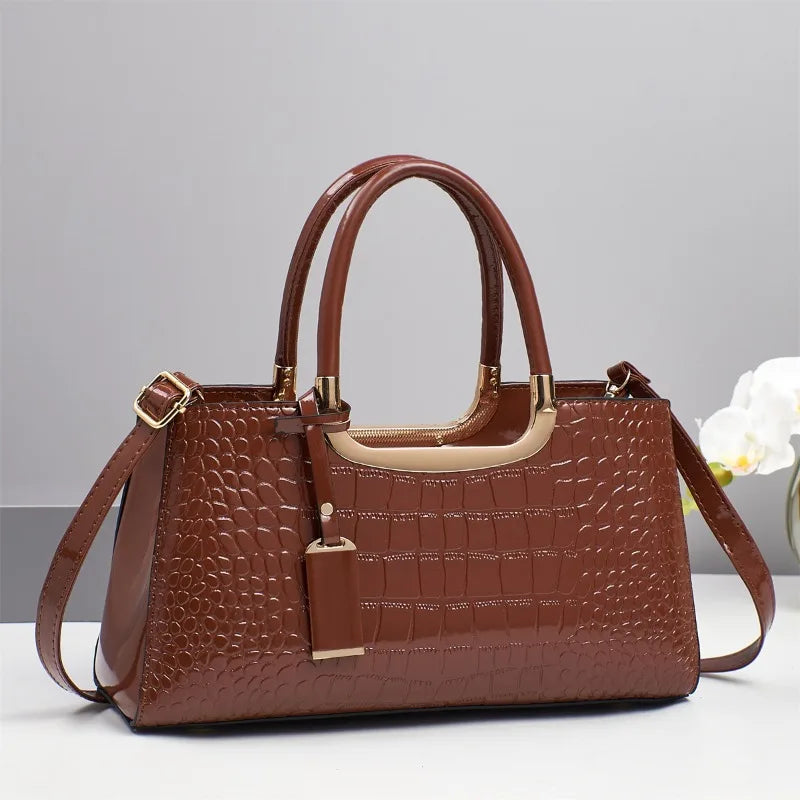 2025 New Patent Leather Casual Tote Bag Large Capacity Boston Handbags Commuting Handbag Shiny Leather Shoulder Crossbody Bag
